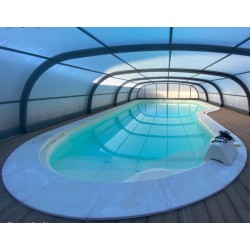 Cerramiento de piscina Cintrè Refugio telescópico Malta listo para instalar para piscina 900 x 450